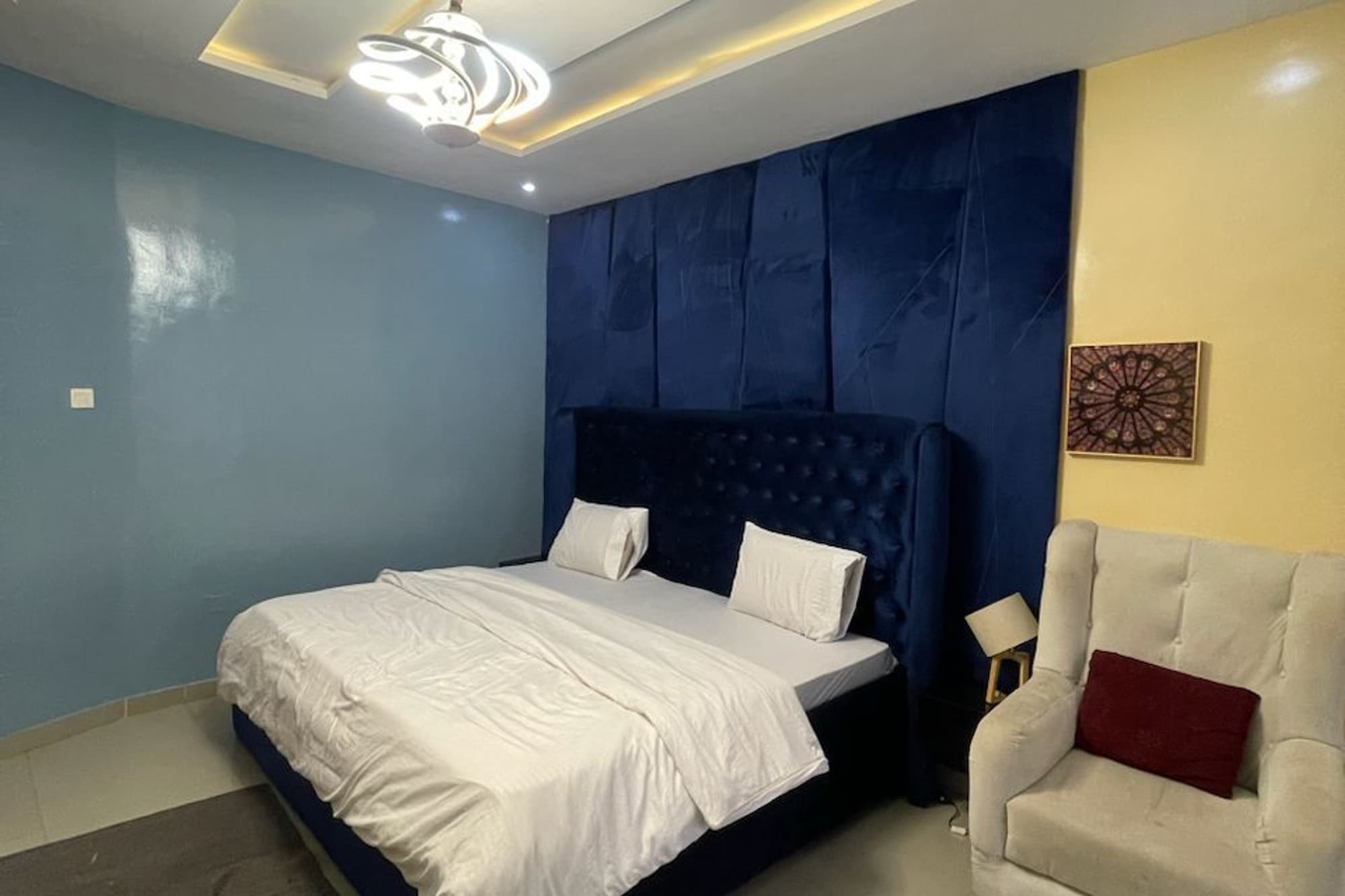 Luxury 4 Bedroom Apartment With Pool in Lekki