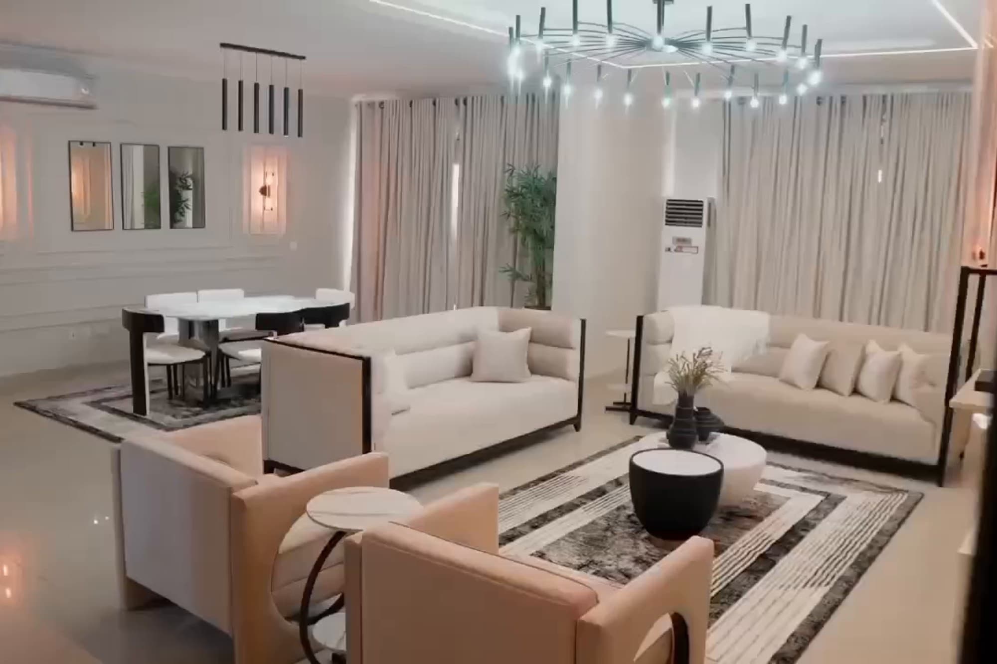 Luxurious 3-bedroom Serviced Apartment image 1