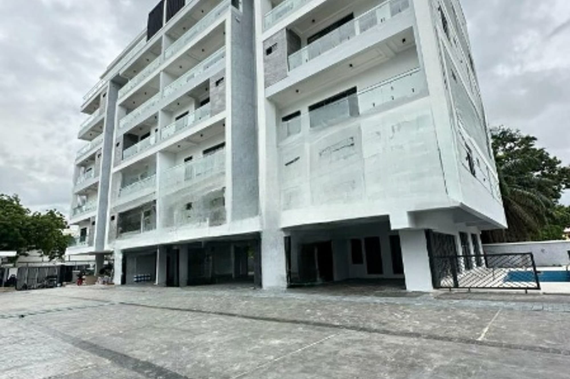 Exclusively Built 4 Bedroom Maisonette With Bq, Pool And Elevator image 1