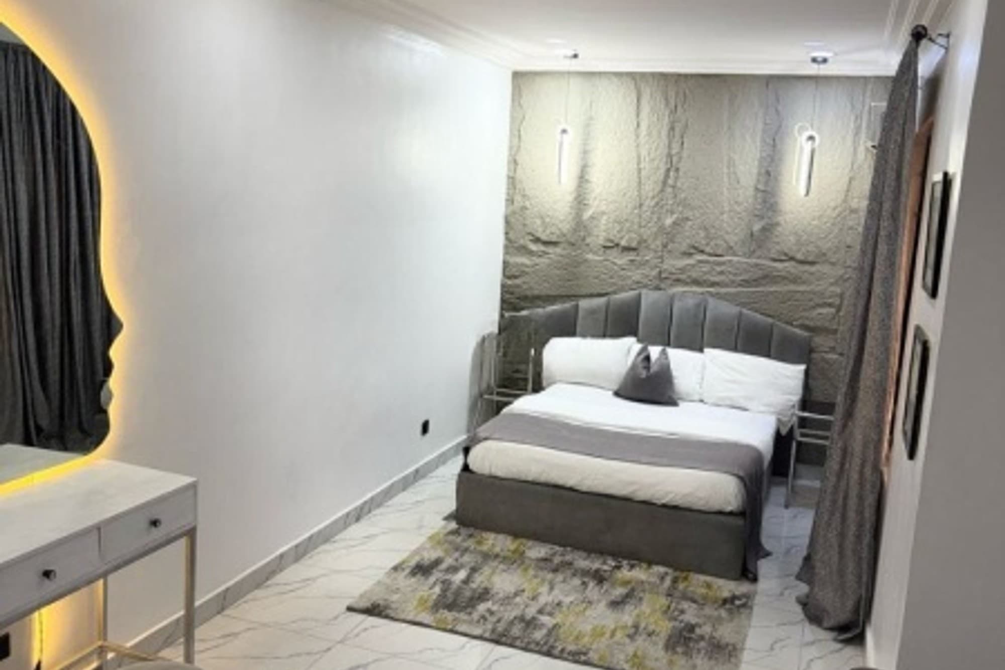 5 Bedroom Shortlet in Lagos