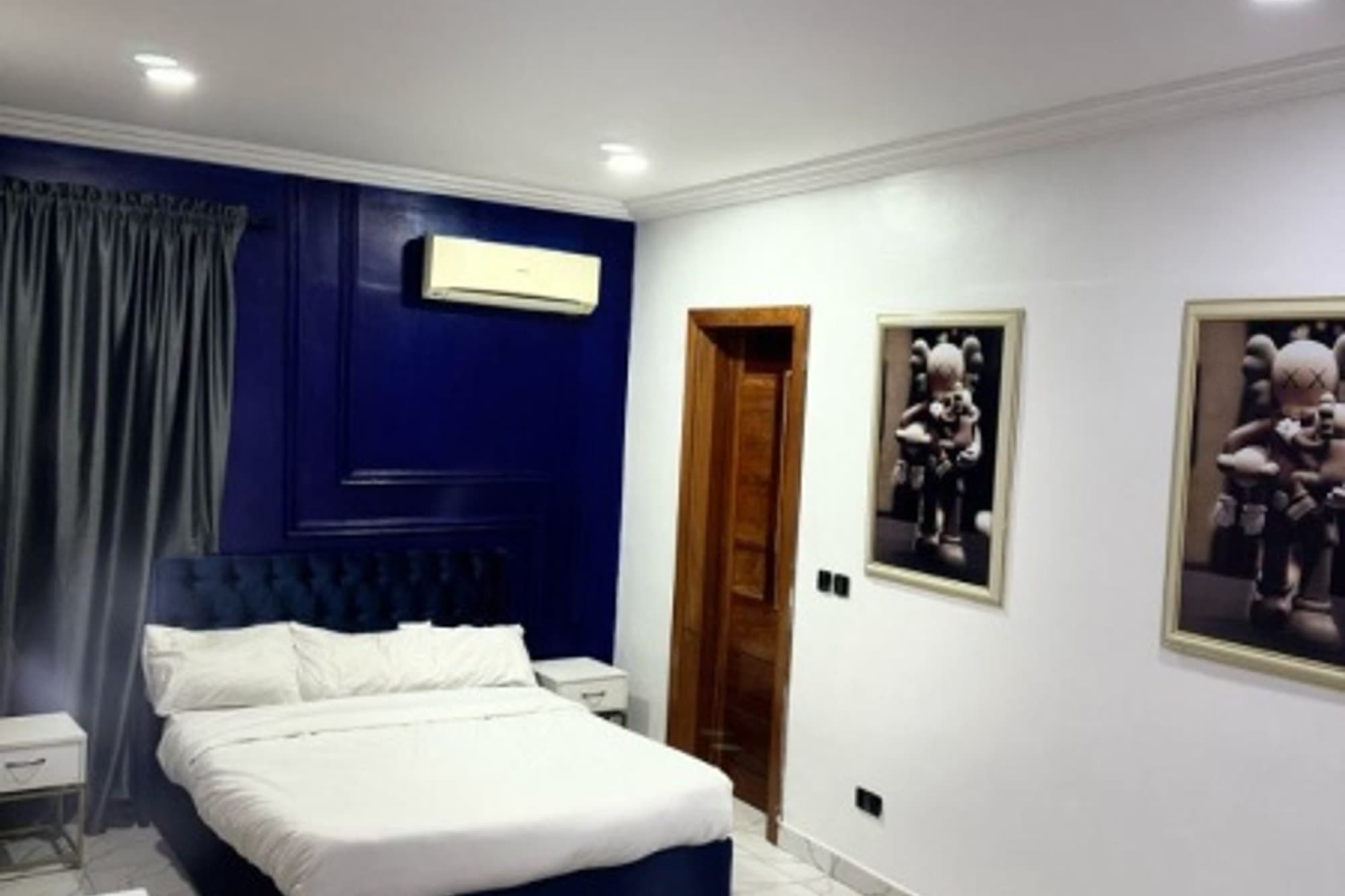 5 Bedroom Shortlet in Lagos