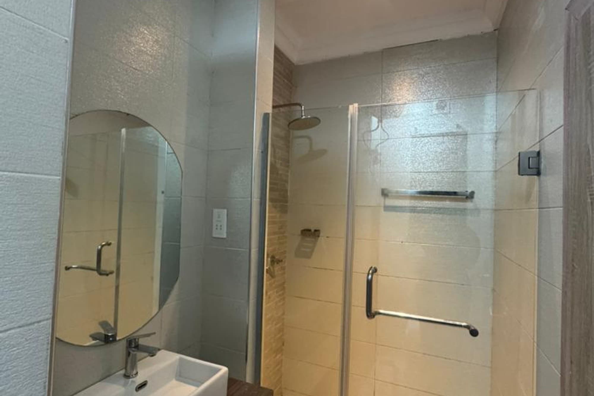 2 Bedroom Condo Inn Apartment in Lagos
