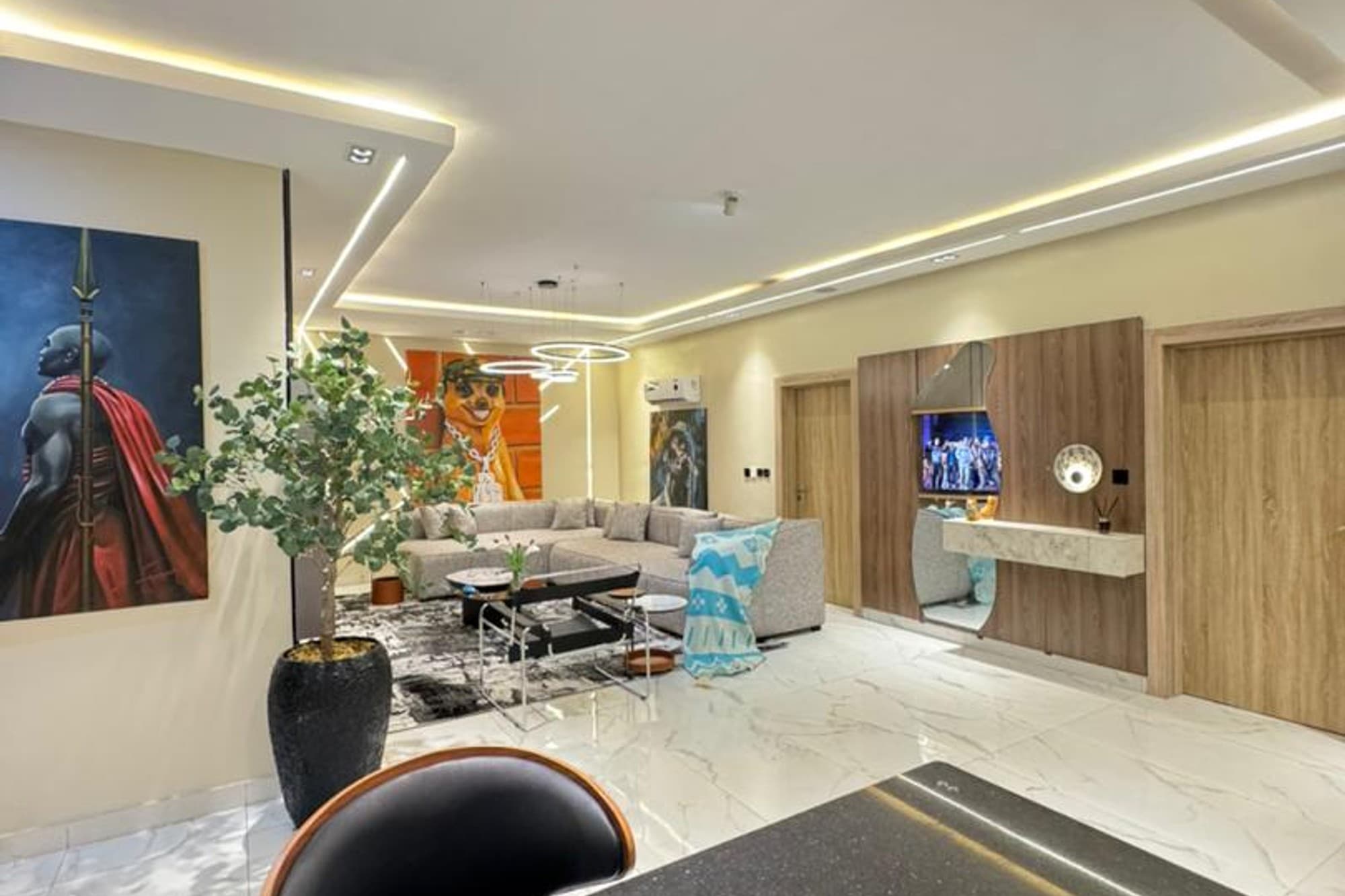 2 Bedroom Condo Inn Apartment in Lagos