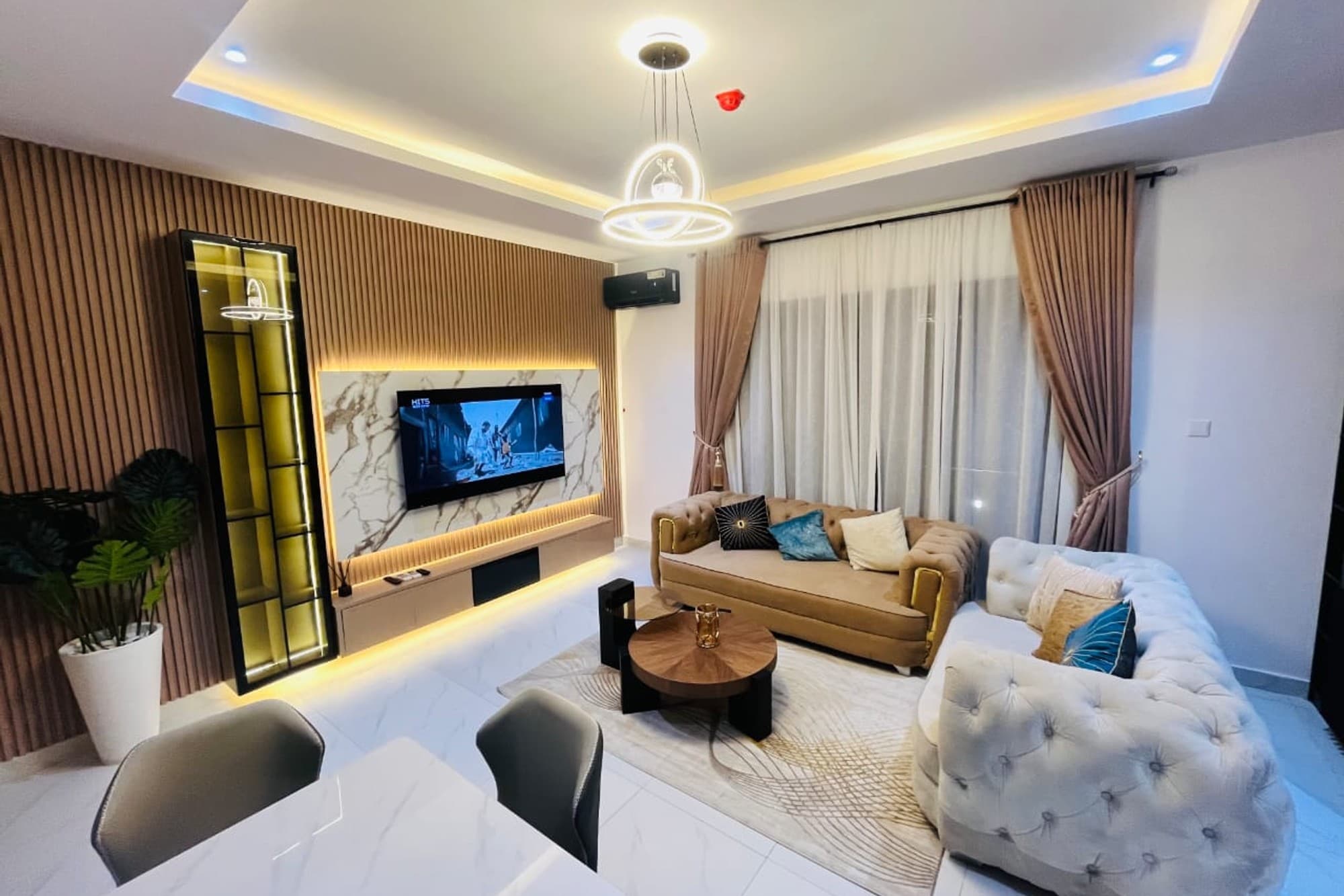 Grecel Luxury 1 Bedroom Apartment image 1