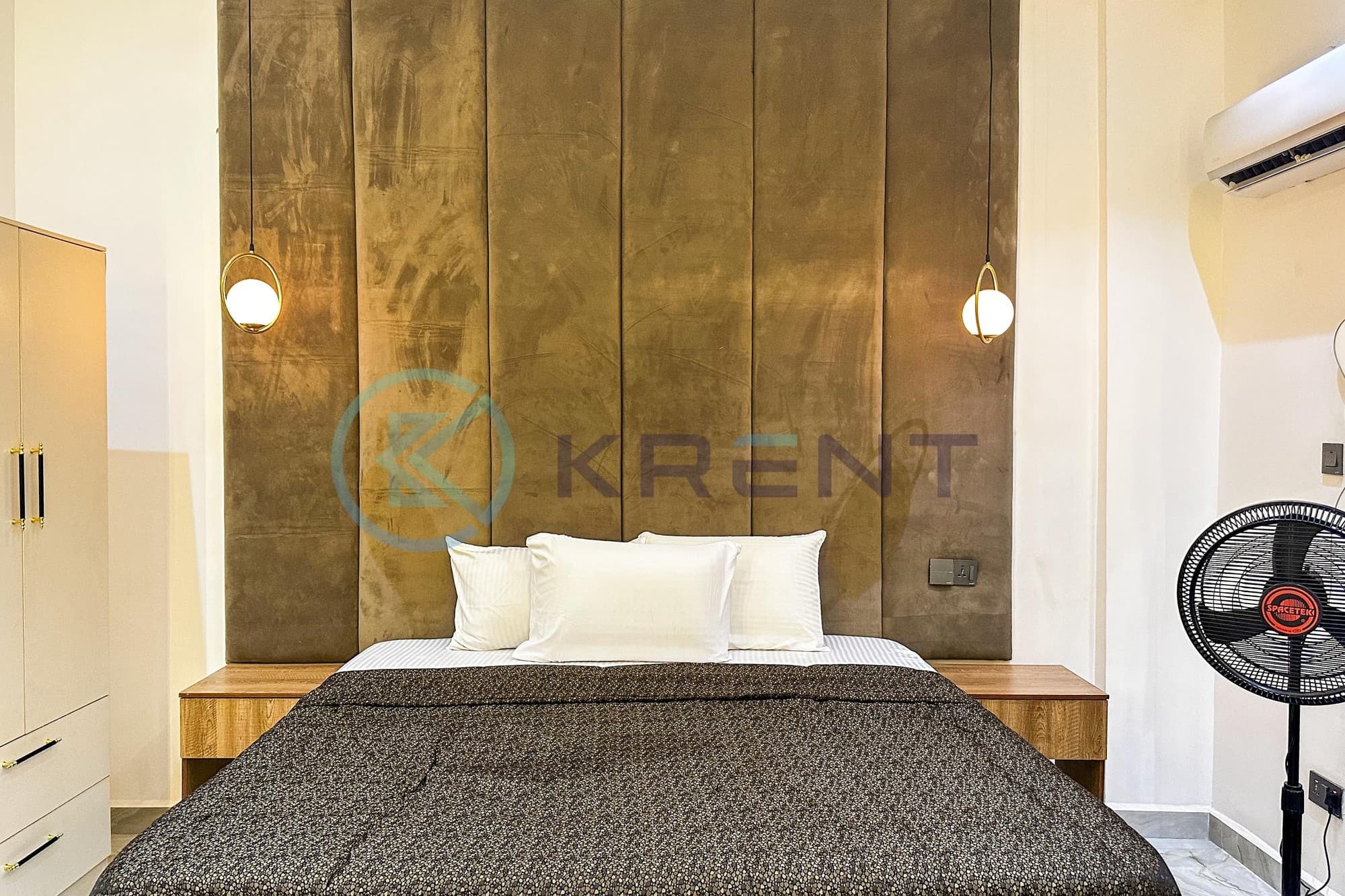 Studio Apartment image 1