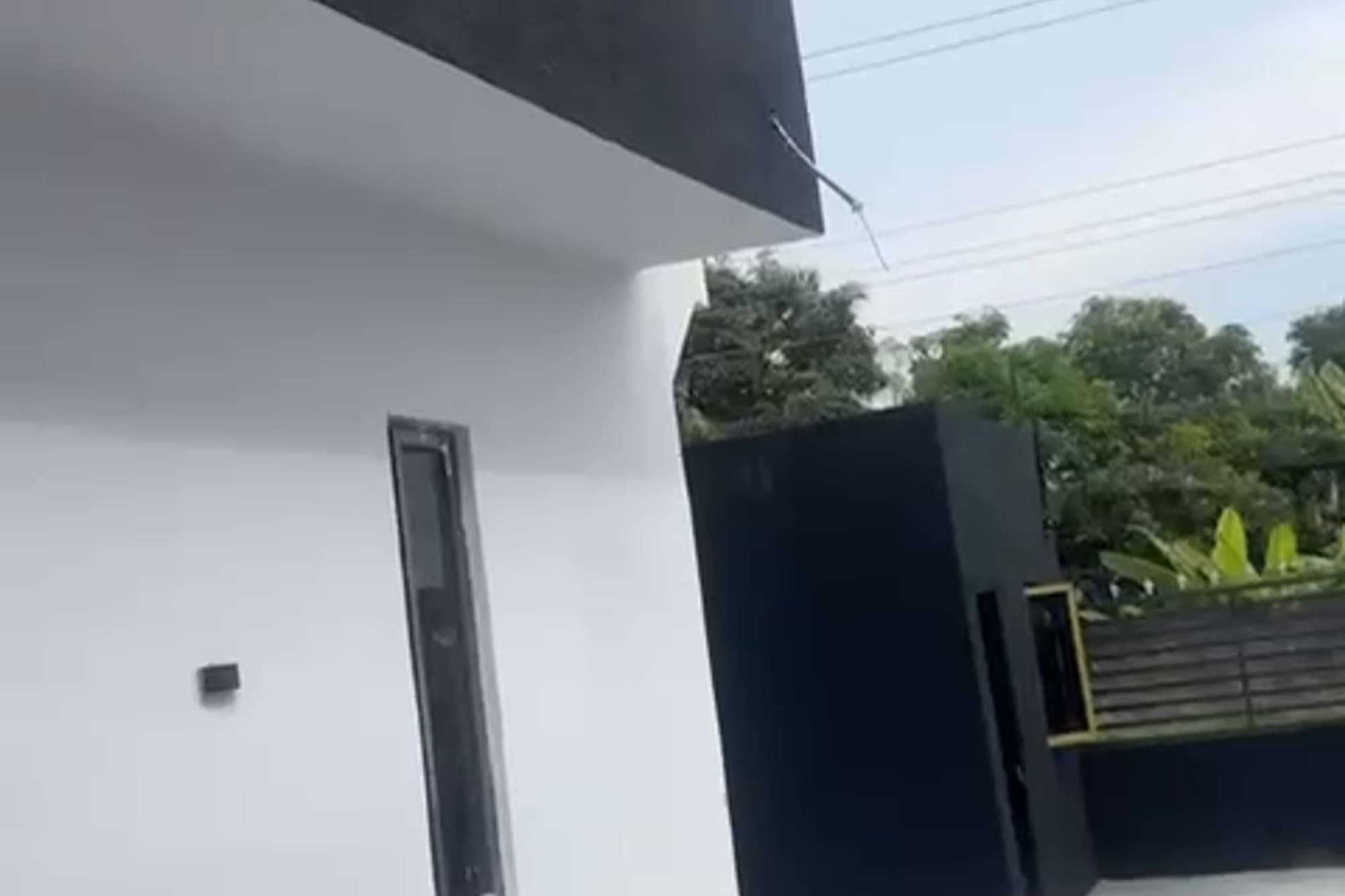 Newly Built 1-bedroom Mini Flat in Eti-Osa