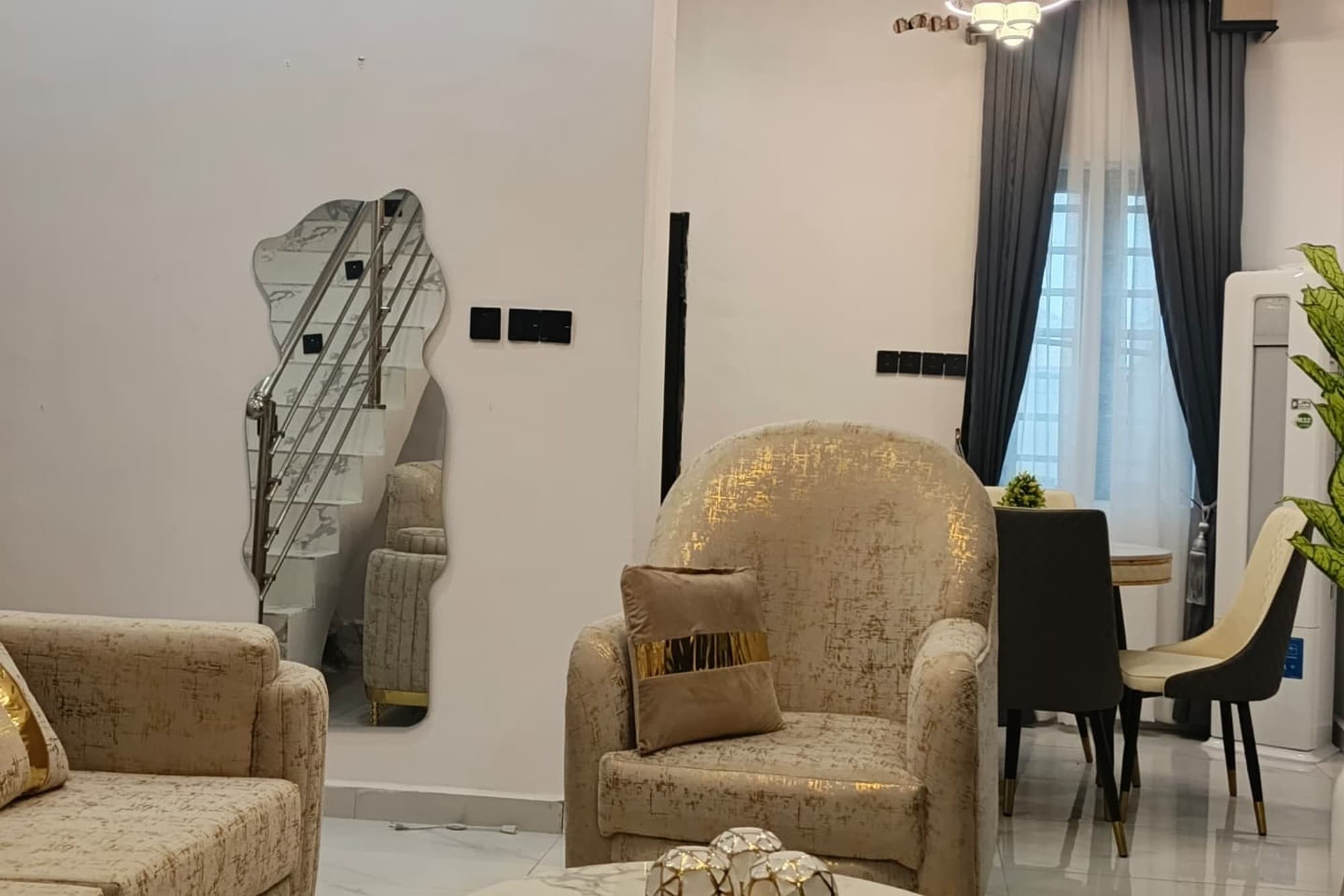 Royal Nest Apartment in Lekki