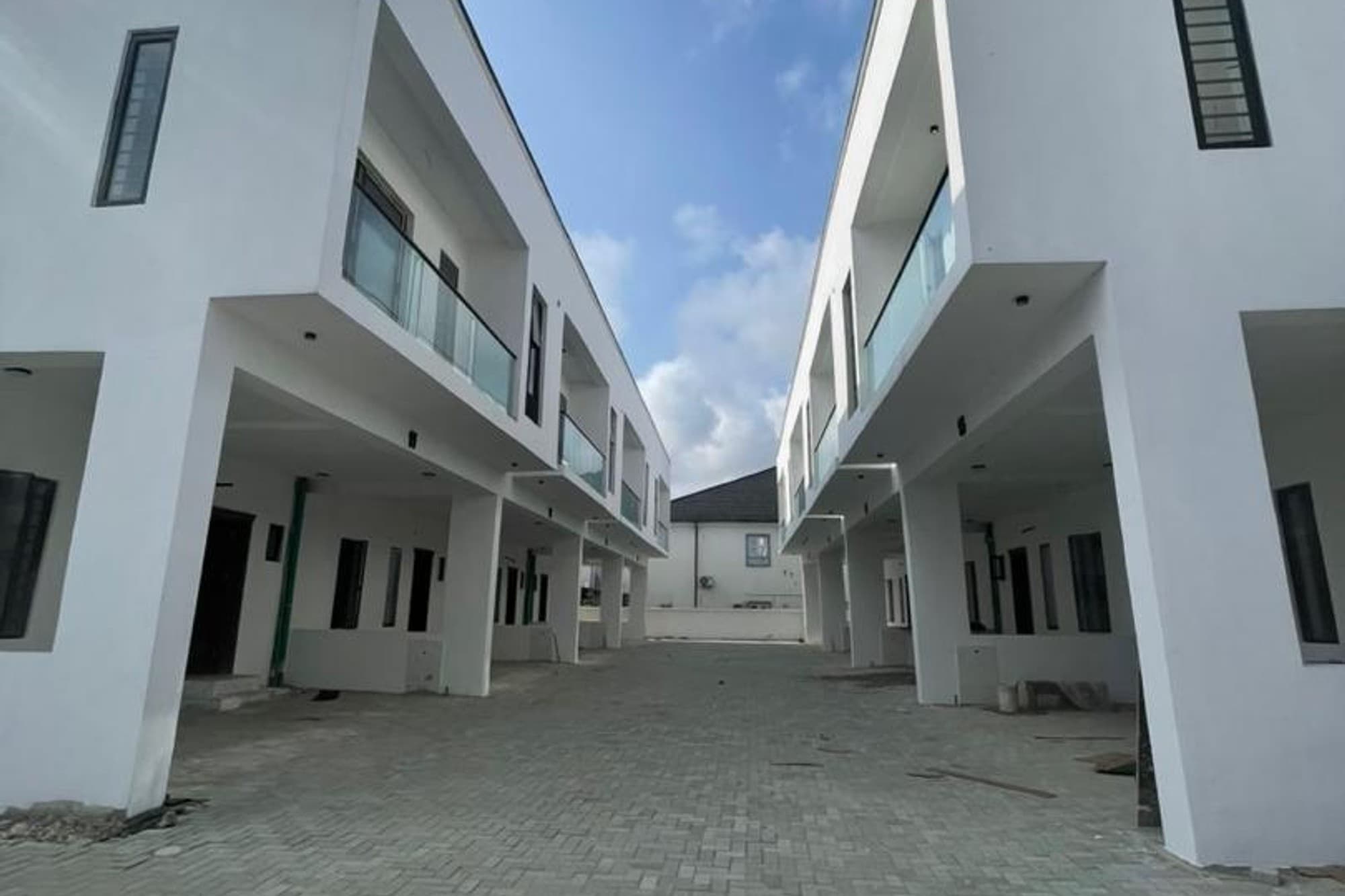 Luxurious 4 Bedroom Terrace Duplex in Lagos