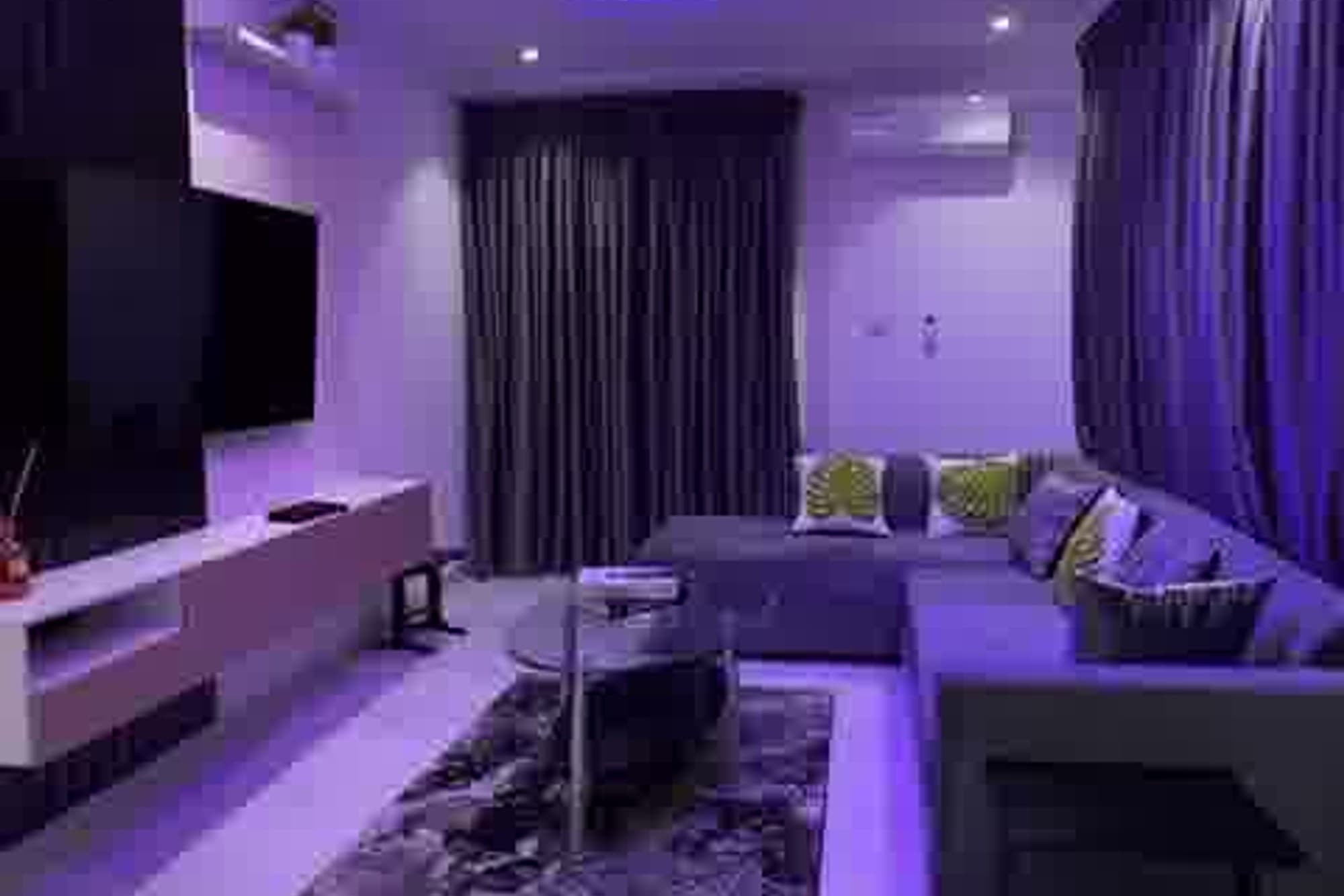 Lily. 2 Bedrooms Apartment image 1